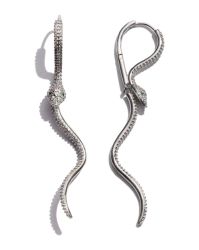 DANCING QUEEN EARRING