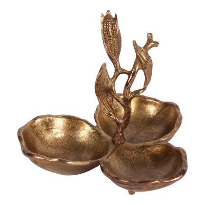 ПЛАТО ОТ ТРИ ЧАСТИ 