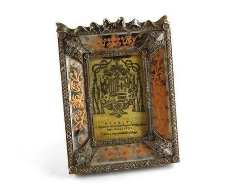 ANTIQUE FRAME