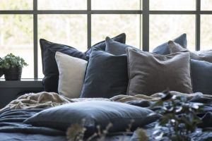 КАЛЪФКА КАДИФЕ - VELVET HISTORICAL BLUE