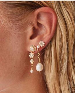 Aya tripple flower earrings